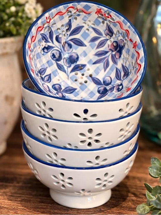 Prima design Other - PRIMA DESIGN NWT ceramic berry bowl colander -gingham/blueberries